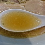 町田汁場 しおらーめん進化 - 鶏ガラスープ