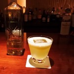 バー ル・サロン - エルテソロ アネホ テキーラを使ったマタドール1612