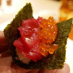 富小路 やま岸 - 寿司（まぐろ、イクラ）