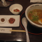 神戸牛らーめん　八坐和 - 