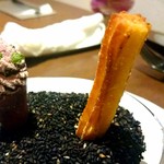 ル スプートニク - サツマイモのチュロスと紫芋のチュイル