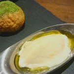 ル スプートニク - 和三盆と抹茶のシュークリームとほうじ茶のブランマンジェ