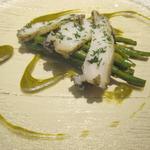 オルグイユ - アワビのシャンパン蒸しのソテー　肝のソース