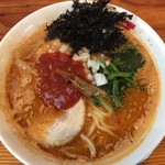 滋魂 - 『海老とトマトのバランスが絶妙でほんのり甘くてちょっぴり辛いラーメン』900円