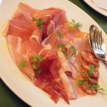 ３時間飲み放題プラン（５，０００円）の『前菜盛り合わせ』写真は４人前２０１６年１２月 