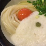 うどん 丸香 - 月見山ジロー（小）（アップ）