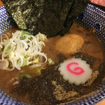 中華蕎麦 とみ田 - つけ汁ズームアップ