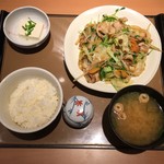 Yayoi Ken - 肉野菜炒め定食