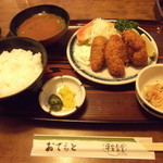 平安食堂 - カキフライ定食