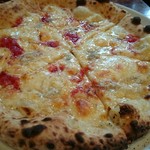 イタリア食堂amico - 天然アカシア蜂蜜とゴルゴンゾーラ