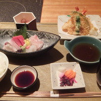 みまつ - 天麩羅刺身膳