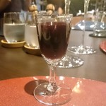 京松蘭はなれ - 食前酒　丹波産の葡萄にグラッパを加えたもの