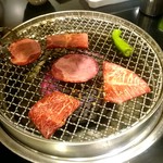 仁 - 無煙ロースター