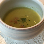 レストラン エピファニー - 私のチョイス②  セロリのスープ