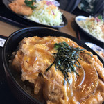 呑めるとんかつ屋 林家 - カツ丼