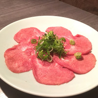 焼肉 にくなべ屋 神戸びいどろ 北野坂店 - 