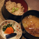 Prince Hotel Shimoda - かえでコース（８，０００円相当）の『舞茸の炊き込みご飯・味噌汁・香の物』２０１６年１２月