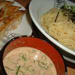 ちゃあしゅうや 亀王 - ちゃあしゅうや亀王・・・つけ麺＆餃子
