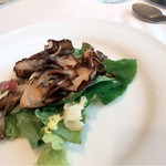 レストラン エピファニー - Cちゃんチョイス②  舞茸のサラダ