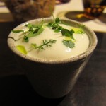 イレテテュヌフワ - 4　毛ガニの一品