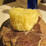 イレテテュヌフワ - 11 チーズのフワフワケーキ