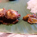 Kalpasi - エッグローストとピクルス