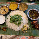 Kalpasi - ずらりと壮観のミールス