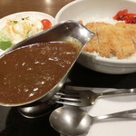 淡路 - カツカレー750円