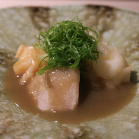 日本料理 みや  - 29年1月　千葉大原伊勢海老と海老芋　九条葱添え　甲殻類出汁掛け