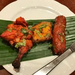 ハリマ・ケバブ・ビリヤニ - タンドリープレート
                                