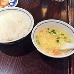 陳麻婆豆腐 - 卵スープとご飯（両方ともお替わり自由）