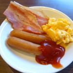 夢海游 淡路島 - 朝食バイキング：スクランブルエッグなど