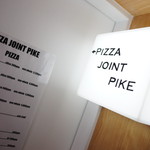 PIZZA JOINT PIKE - サイン