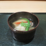 炭火割烹 いふき - おこぜと胡麻豆腐の椀物