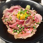 熟成牛ステーキバル Gottie's BEEF - 3回目ローストビーフ丼