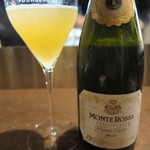 オステリア・オリエーラ - 28年12月　MONTE ROSSA BRUT