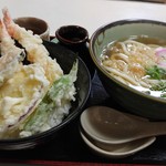 びっくりうどん 三好野 - 天丼定食