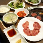 Yakiniku Dokoro Karune - 