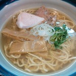 らーめん塩(中)680円