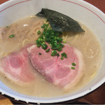 麺と心 7 - 濃厚魚介そば 元味  822円