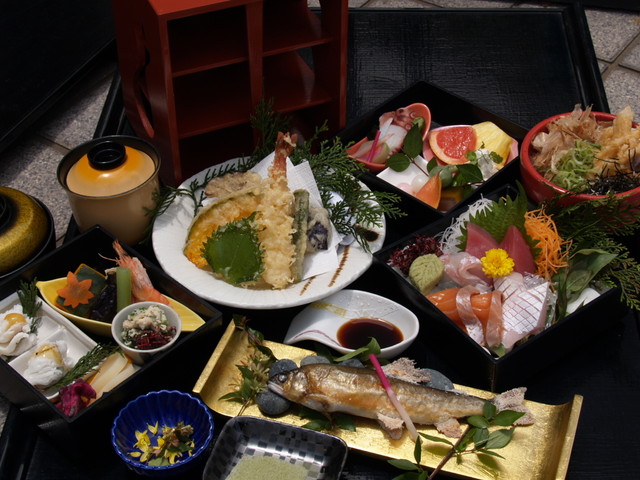 静の花 貝塚店 二色浜 創作料理 食べログ