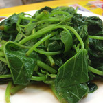 大頭龍蚵仔煎 - 蒸し野菜40元