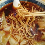 麺酒盗ざい八 - メンマと麺の見分けつかない