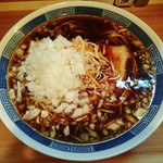 麺酒盗ざい八 - 玉葱の量が多過ぎ…？