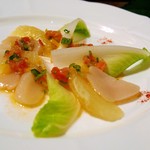 手打ち蕎麦とフレンチの やな木 - 北海道産帆立とチコリとグレープフルーツのカルパッチョ