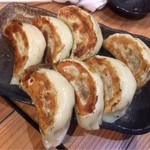 Yakiton Ippachi - ボリューム感のある焼き餃子！