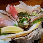 炭火串焼屋 なつや - 刺身盛り合わせ(中皿)