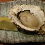 Kushiro Aburiya - 厚岸産弁天牡蠣焼き