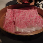 瀬里奈 - 宮城県産の特撰牛Ａ５サーロインのしゃぶしゃぶ肉・その２です。