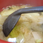 Teradomarichuuousuisammarunaka - 海鮮丼セットの味噌汁